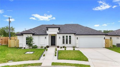 812 Spring Dr, Alton, TX, 78573-2033 | Card Image
