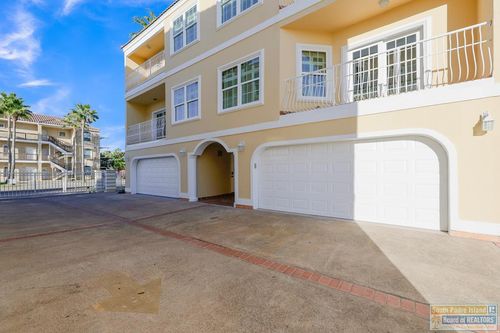 103-111 E Harbor St, South Padre Island, TX, 78597 | Card Image