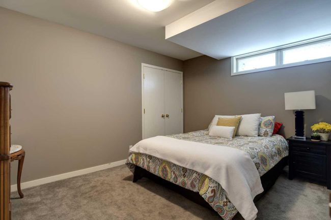 1316 34 Avenue Sw, Home with 5 bedrooms, 3 bathrooms and 4 parking in Calgary AB | Image 38