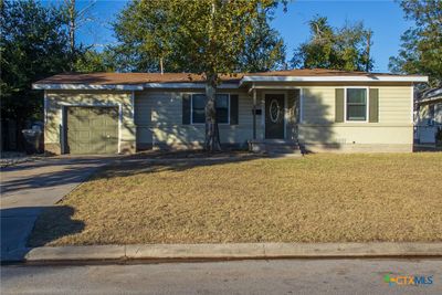 210 W Zenith Avenue, House other with 3 bedrooms, 2 bathrooms and null parking in Temple TX | Image 2