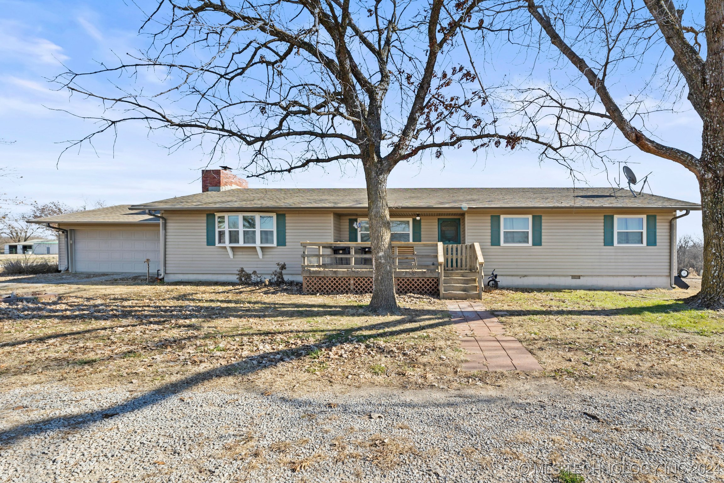 2240 Dr, Bartlesville, OK 74006