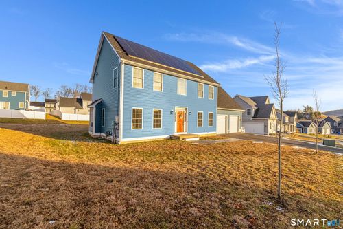 40 Wiegert Way, Bristol, CT, 06010-9608 | Card Image