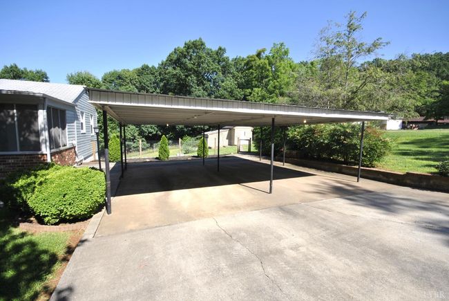 112 Half Moon Ln, House other with 3 bedrooms, 3 bathrooms and null parking in Rustburg VA | Image 4
