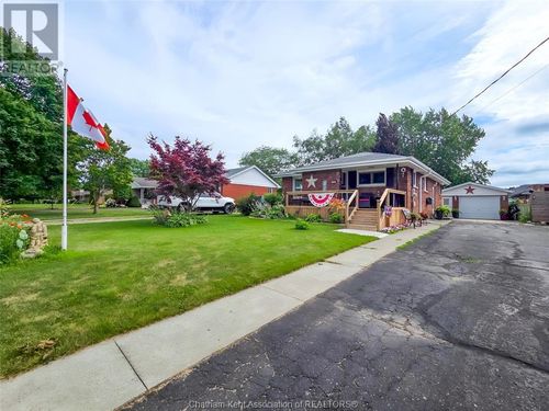 70 Dunvegan Dr, Chatham, ON, N7M5A1 | Card Image