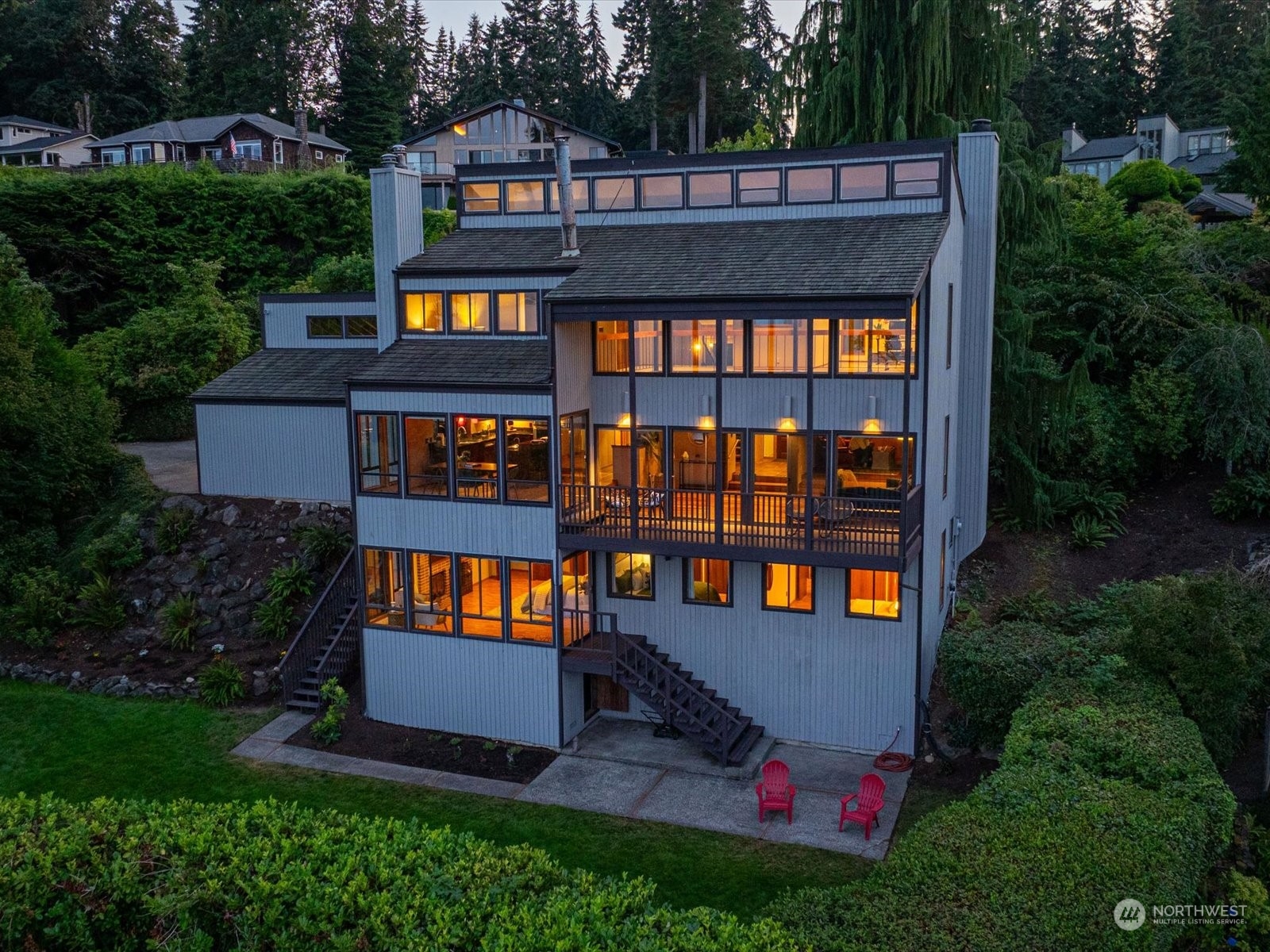 Bill Point Dr, Bainbridge Island, WA 98110