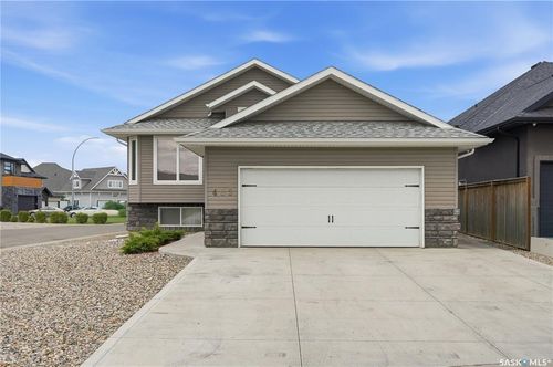 455 Hastings Cres, Saskatoon, SK, S7V0C8 | Card Image