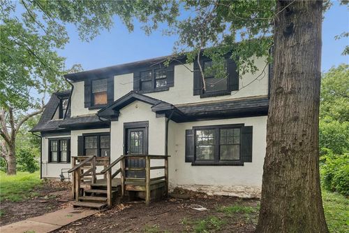 7344 Lydia Avenue, Kansas City, MO, 64131 | Card Image