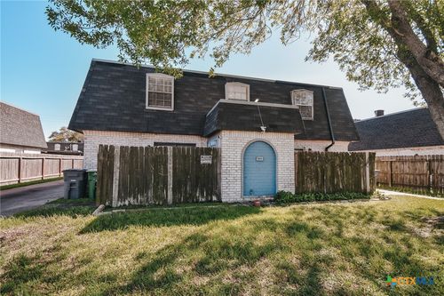1805 Rosemary Ave, Victoria, TX, 77901-3779 | Card Image