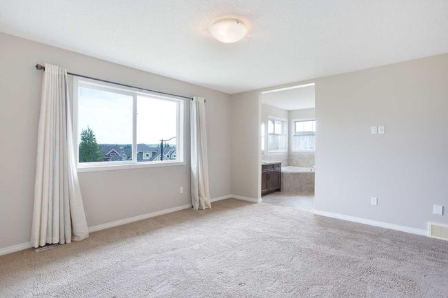 32 Drake Landing Hill, House other with 3 bedrooms, 3 bathrooms and 4 parking in Okotoks AB | Image 25