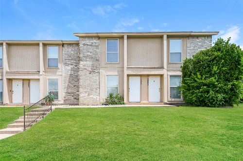 3805-3801-3807 Coates Cir, Benbrook, TX, 76116-7761 | Card Image