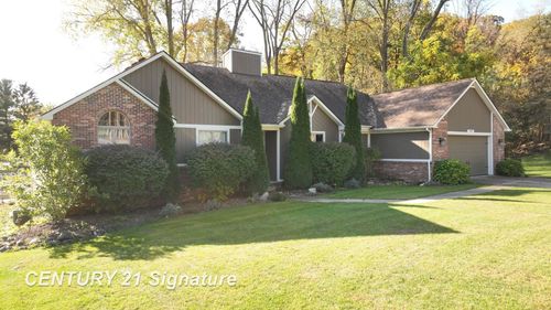 7335 Surfwood Dr, Fenton, MI, 48430-9353 | Card Image