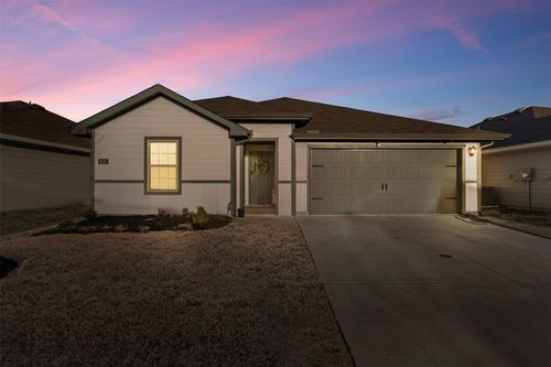 6533 Waterfall Ln, Princeton, TX, 75407-5053 | Card Image