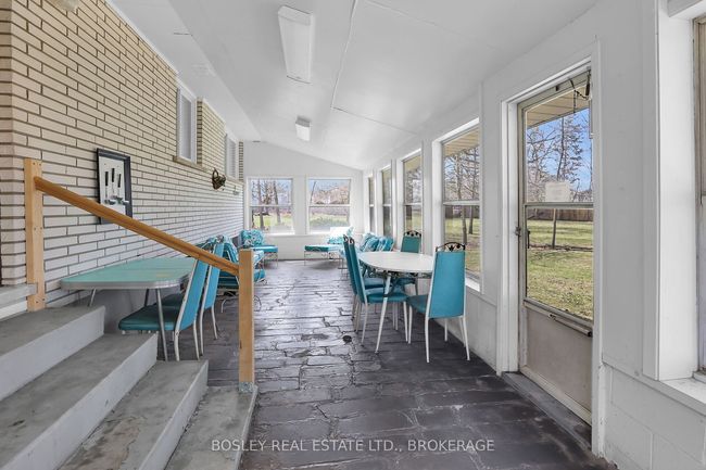 1320 Niagara Stone Rd, House other with 3 bedrooms, 2 bathrooms and 4 parking in Virgil ON | Image 8