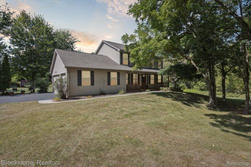 13962 Beardslee Rd, Perry, MI, 48872-8518 | Card Image