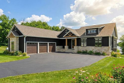 6611 County Road 6, Independence, MN, 55359-9509 | Card Image