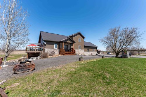 2421 Concession 8 Rd, Saint Bernardin, ON, K0B1N0 | Card Image