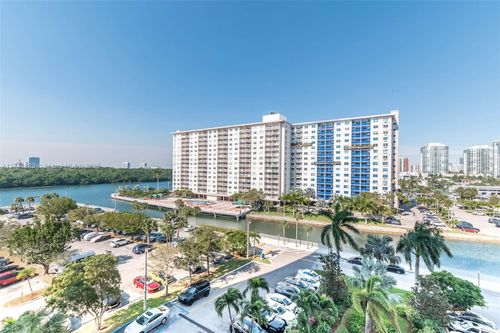 apt-617-500 Bayview Dr, Sunny Isles Beach, FL, 33160-4777 | Card Image