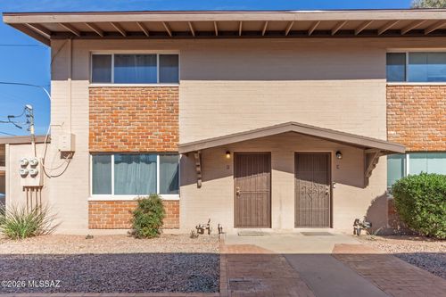 d-925 N Venice Ave, Tucson, AZ, 85711-2032 | Card Image