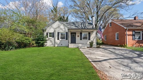 3136 Mathis Dr, Charlotte, NC, 28208-3927 | Card Image