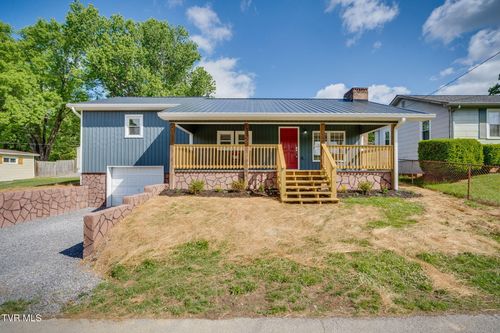306 Hemlock Street, Mount Carmel, TN, 37645 | Card Image