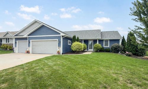 370 Oak Street, Evansville, WI, 53536 | Card Image