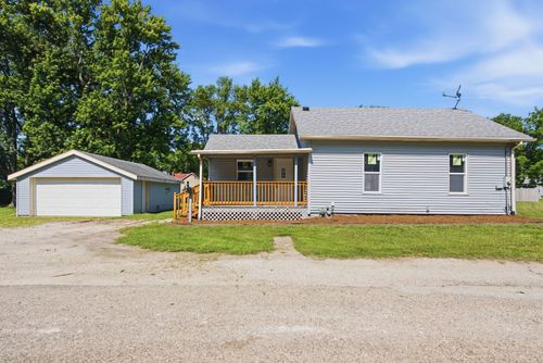 1005 1/2 Little Lundy St, Streator, IL, 61364-3218 | Card Image