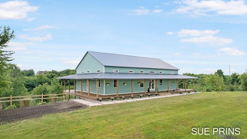 1748 Newaygo Rd, Casnovia, MI, 49318-9608 | Card Image