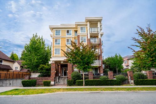 313-13883 Laurel Dr, Surrey, BC, V3T1A8 | Card Image