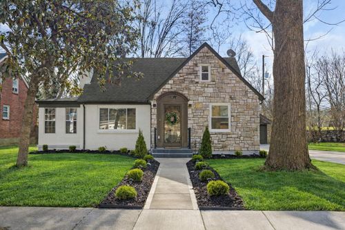 202 Paul Sawyier Dr, Frankfort, KY, 40601-2951 | Card Image