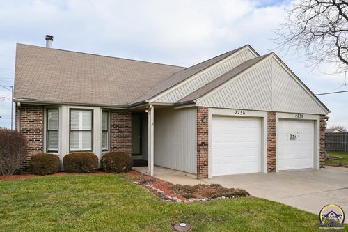 2236 Sw Westport Sq, Topeka, KS, 66614-1936 | Card Image