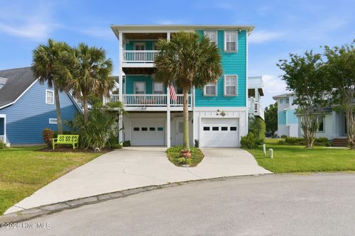 817 Ketch Ct, Kure Beach, NC, 28449-4902 | Card Image