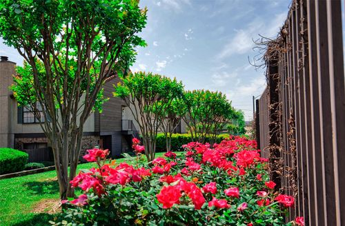 unit-13d-3100 Fairfield Ave, Shreveport, LA, 71104-4141 | Card Image