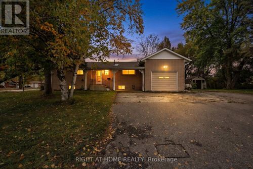 1080 County Road 42, Clearview (Stayner), ON, L0M1S0 | Card Image