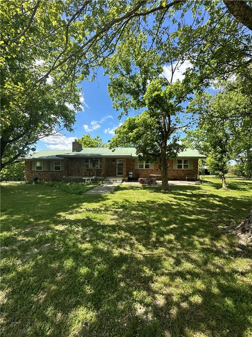 13074 Nc 2700, Compton, AR, 72624-5132 | Card Image
