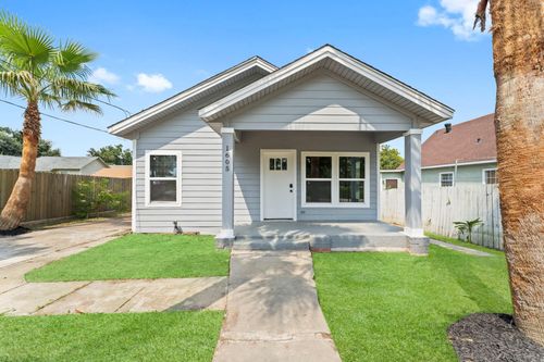1605 W Hedrick St, Houston, TX, 77011-1671 | Card Image