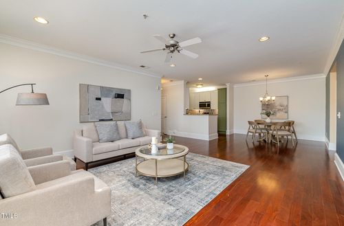 apt-201-201 Finsbury St, Durham, NC, 27703-8208 | Card Image