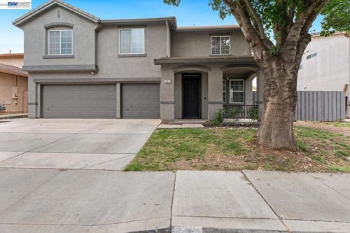 632 Skimmer Dr, Patterson, CA, 95363-8738 | Card Image