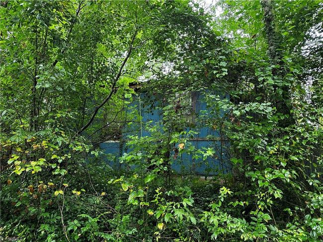 216 Hamby Mountain Pl, House other with 3 bedrooms, 1 bathrooms and null parking in Purlear NC | Image 5