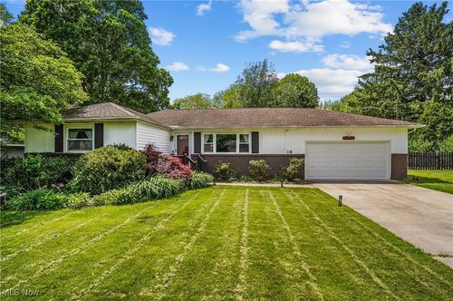 1650 Moreview Dr, Copley, OH, 44321-1933 | Card Image