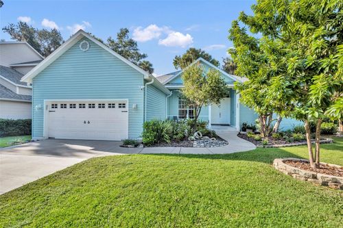 195 River Village Dr, Debary, FL, 32713-4020 | Card Image