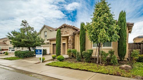 130 Clematis Street, Vacaville, CA, 95687 | Card Image