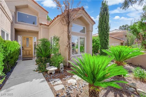 8170 Round Hills Cir, Las Vegas, NV, 89113-1237 | Card Image