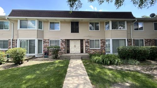 5-3100 Roberts Dr, Woodridge, IL, 60517-1533 | Card Image