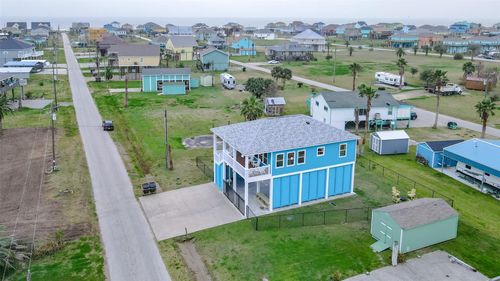 967 Bowers Ln, Crystal Beach, TX, 77650 | Card Image