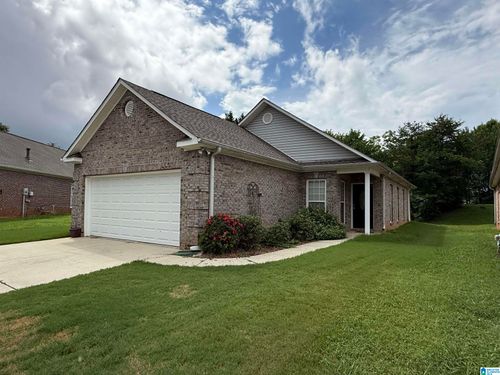 4865 Longmeadow Dr, BESSEMER, AL, 35022-7026 | Card Image