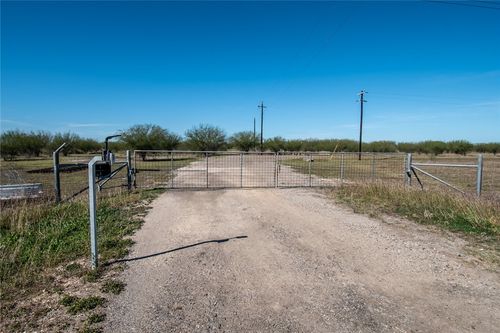 0 Tract 11 Fm 666 Road, Robstown, TX, 78380 | Card Image