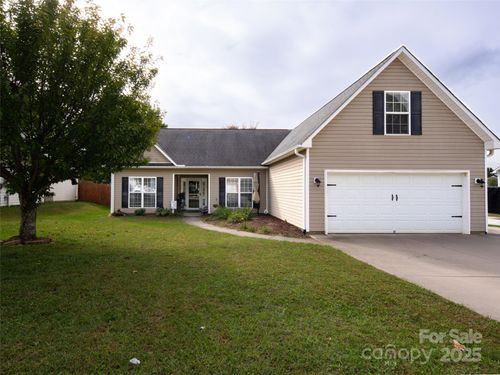 141 Black River Rd, Fletcher, NC, 28732-7918 | Card Image