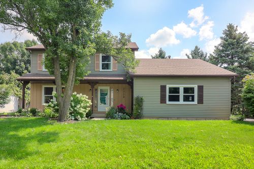 2324 Modaff Rd, Naperville, IL, 60565-3118 | Card Image