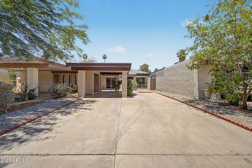564 E Royal Palms Dr, Mesa, AZ, 85203-6346 | Card Image