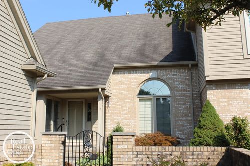 16876 Pebble Ct, Macomb, MI, 48042-1113 | Card Image